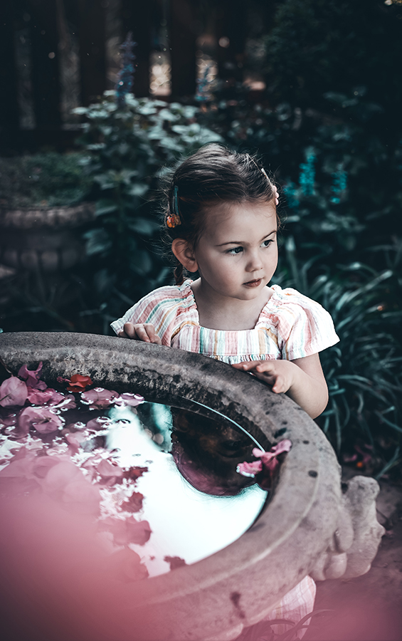 girl at fountain